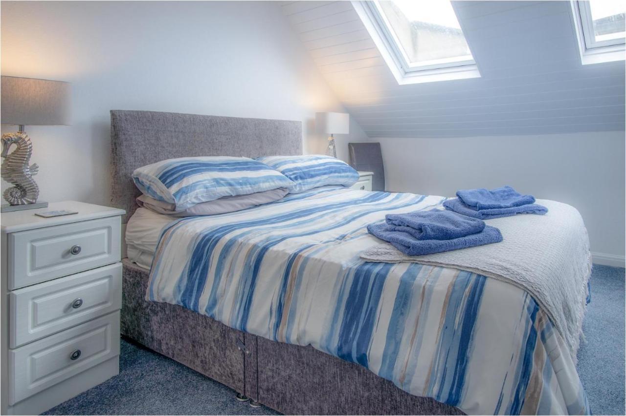 St Julians View - 1 Bedroom Apartment - Tenby Exterior foto