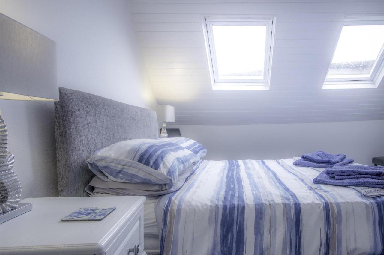 St Julians View - 1 Bedroom Apartment - Tenby Exterior foto
